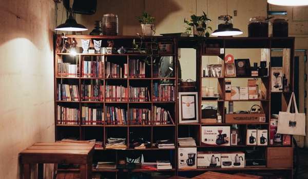 Bracket Bookshelf